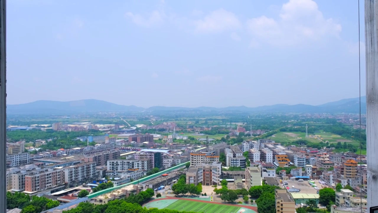 广州花都城市建筑群与公路景观视频素材