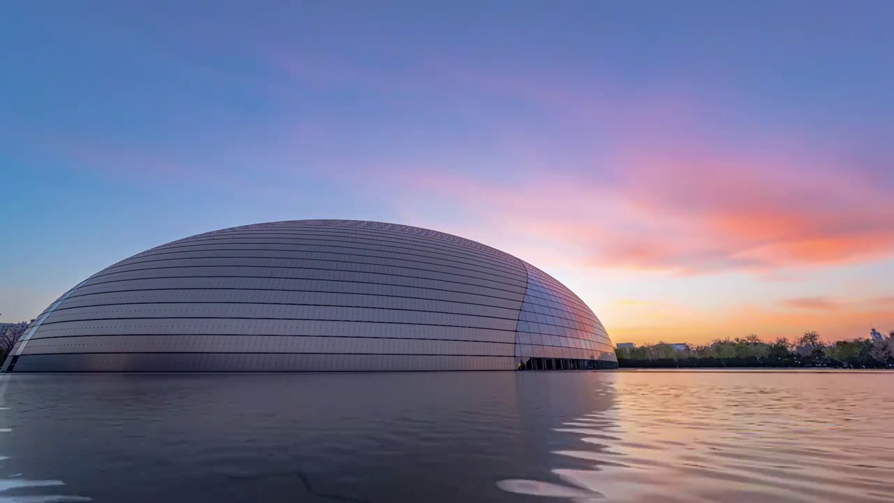 北京国家大剧院冬季晚霞延时风光视频素材