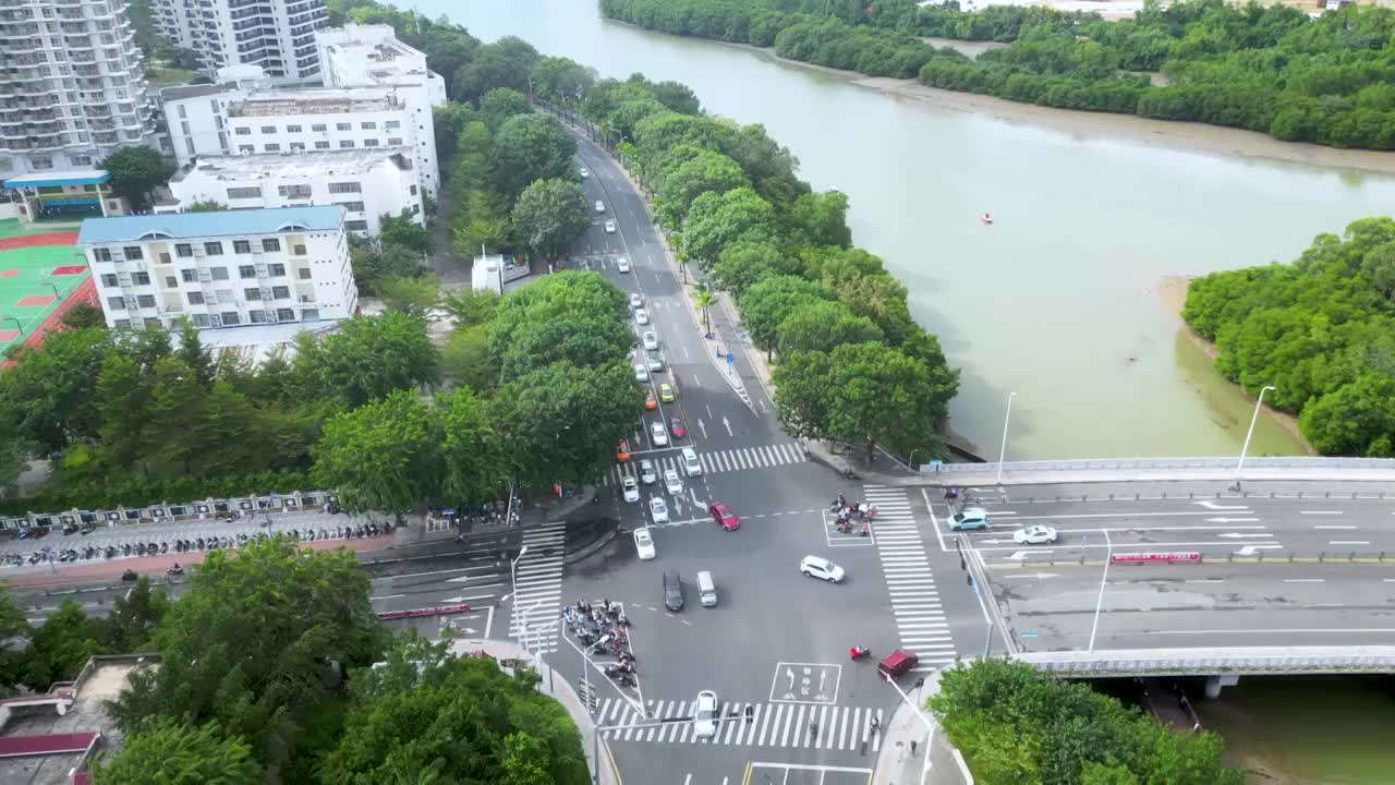 三亚城市，公园，街道绿地航拍视频素材