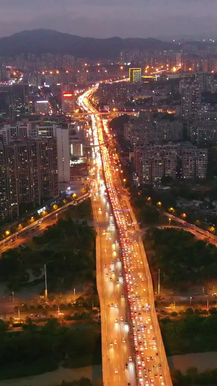 航拍湖南长沙西二环夜景车流视频素材