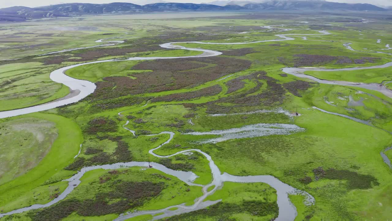 航拍川藏线无量河湿地风光视频素材