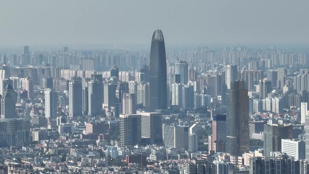 中国山东济南绿地中心城市天际线航拍视频素材