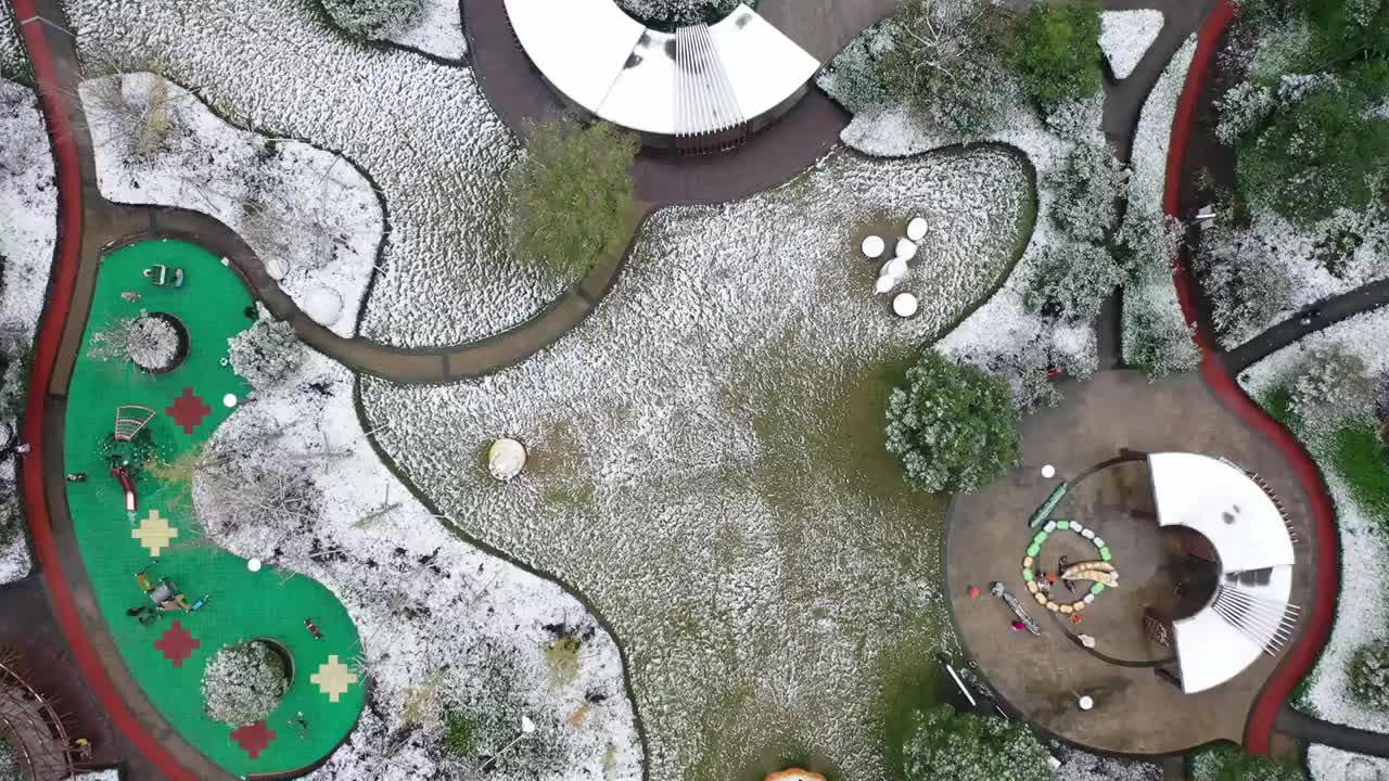 航拍杭州临平城市建筑风光雪景鸟瞰图视频素材