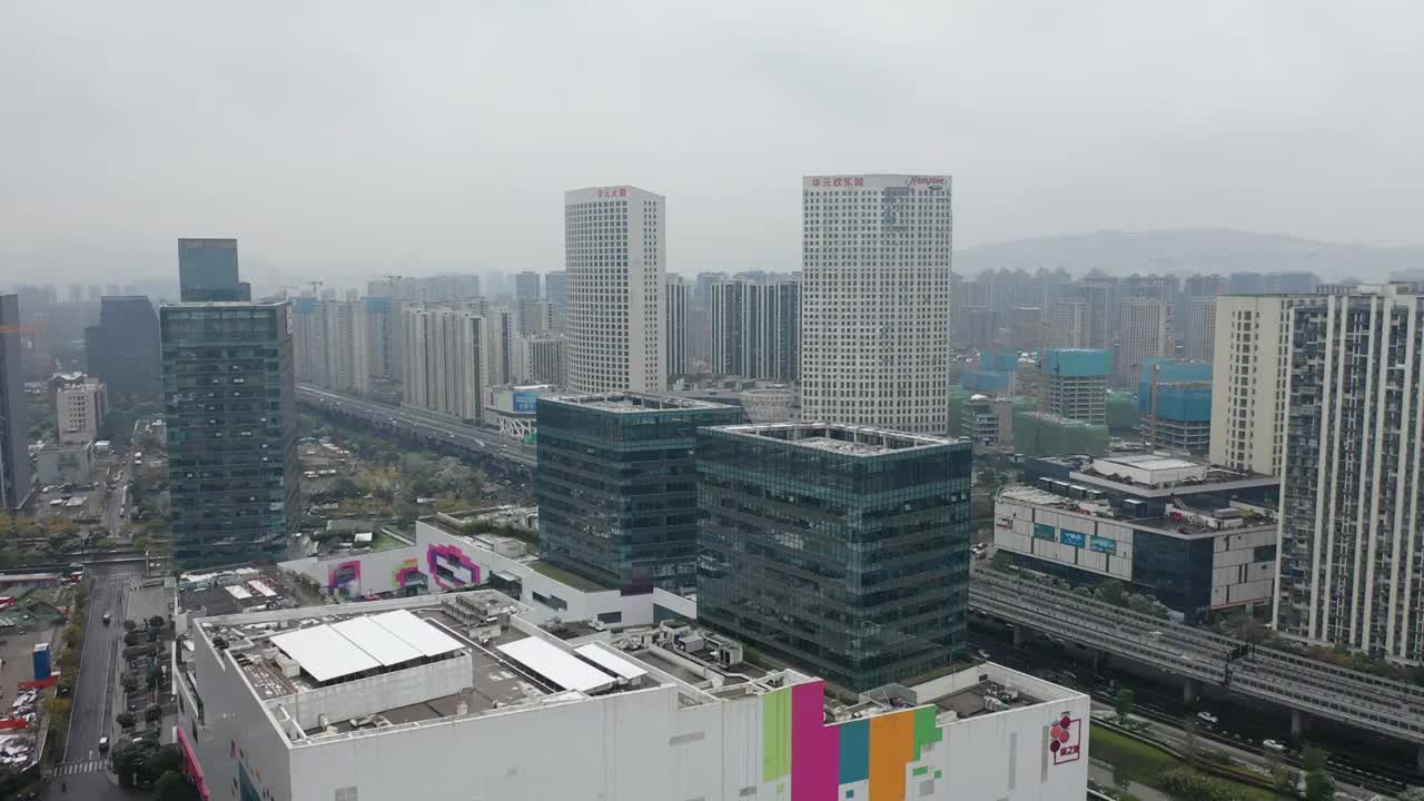 航拍杭州临平城市建筑风光雪景鸟瞰图视频素材