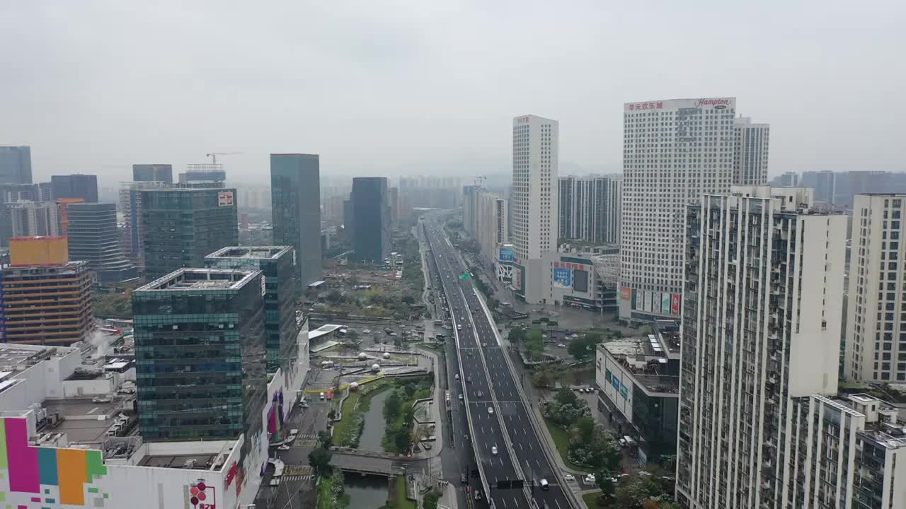 航拍杭州临平城市建筑风光雪景鸟瞰图视频素材