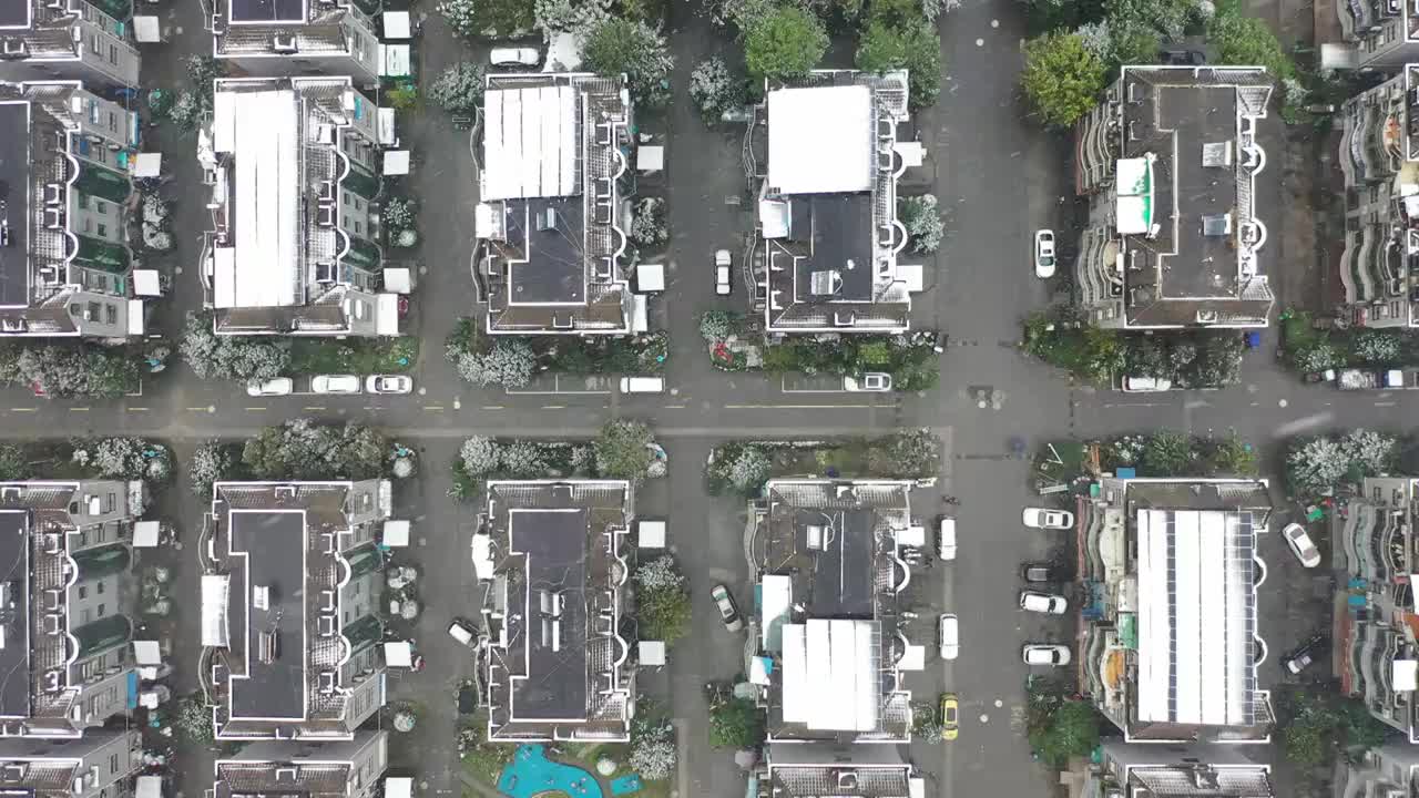 航拍杭州临平城市建筑风光雪景鸟瞰图视频素材