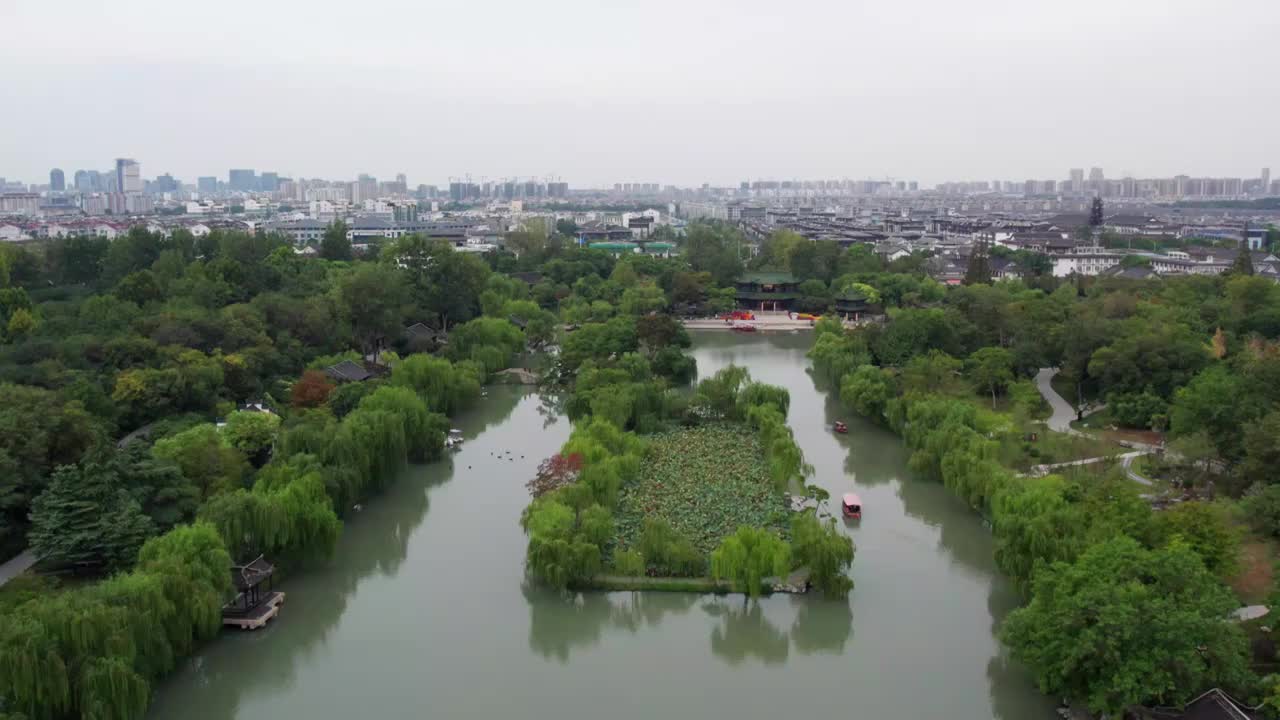 航拍江苏泰州凤城河溿城市景观视频素材