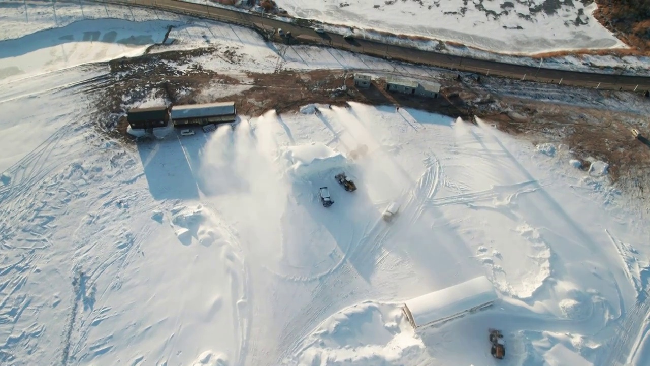 人工造雪航拍视频素材