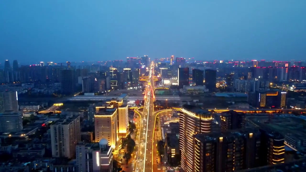 中国成都城市建筑天府大道航拍夜景视频素材