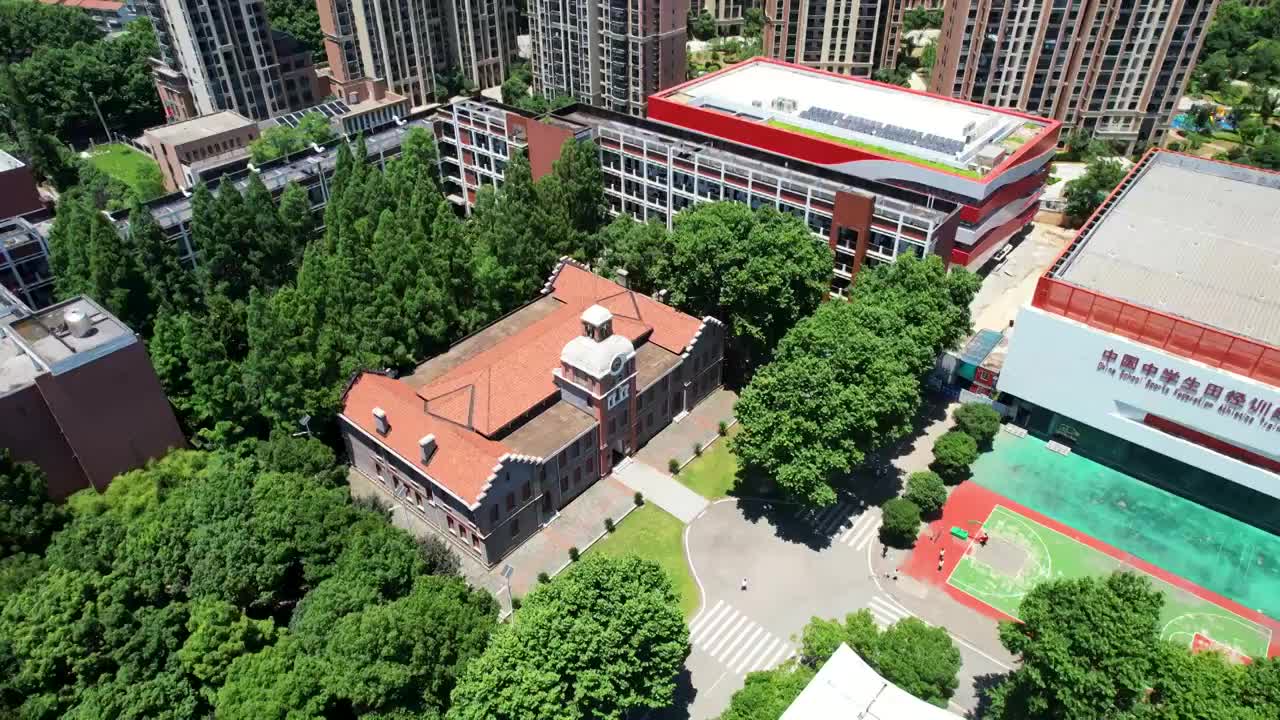 航拍武汉博学中学历史古建筑英式钟楼视频素材