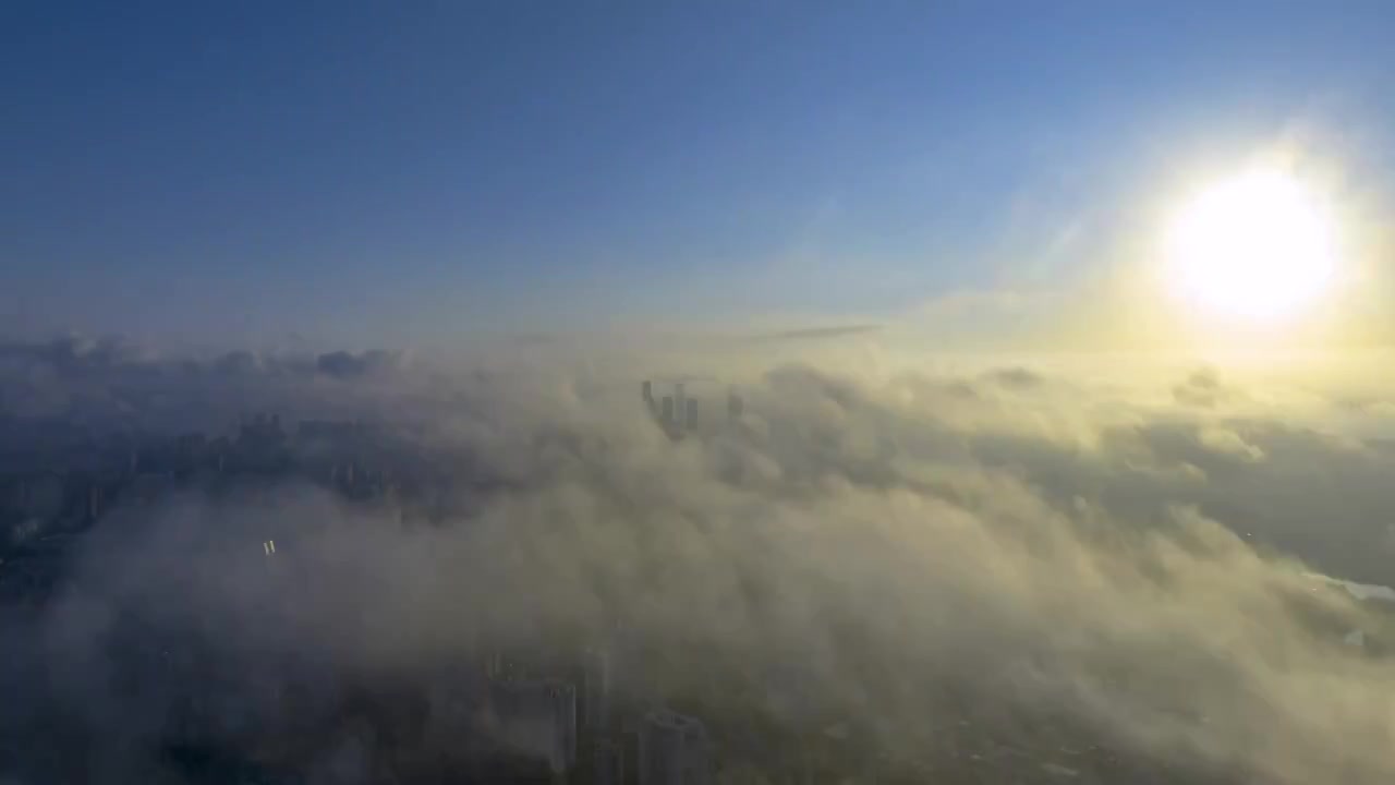 4K延时航拍南宁云层下的风景（合集）视频素材画面4