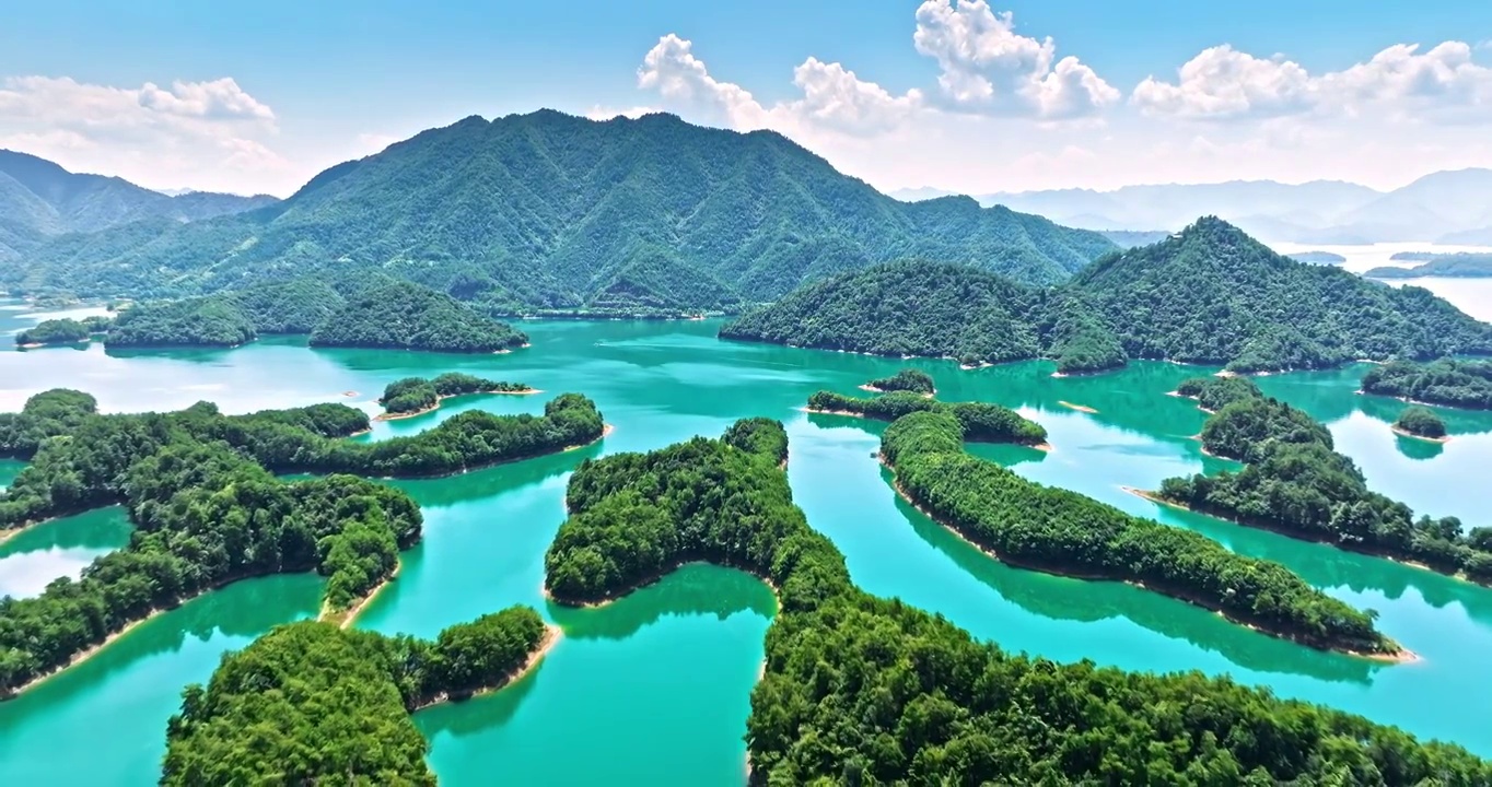 航拍中国杭州千岛湖山脉湖泊自然风光视频素材