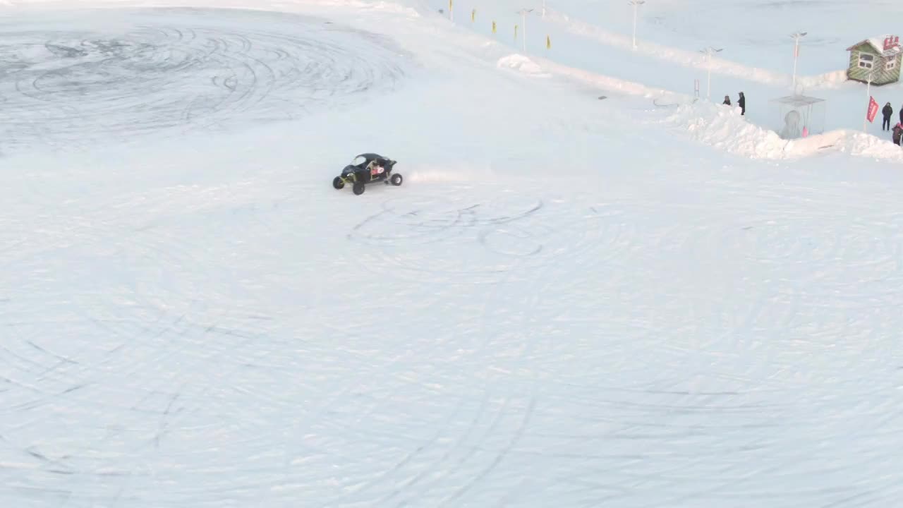 冰雪乐园 游乐园 哈尔滨松花江冰雪嘉年华视频素材