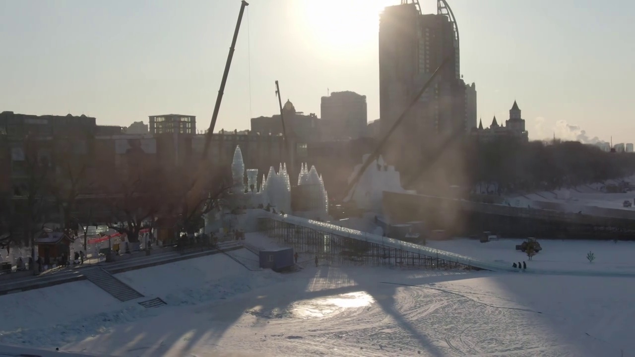 冰雪乐园 游乐园 哈尔滨松花江冰雪嘉年华视频素材