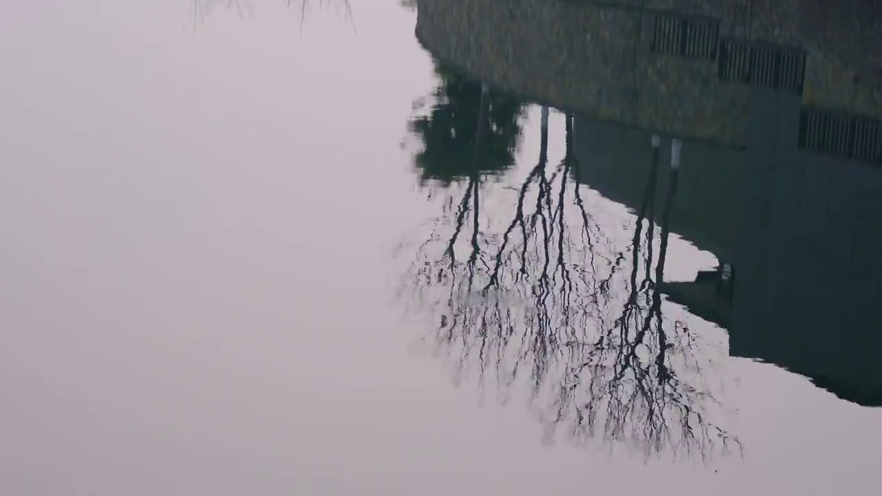 四川绵阳，水滴，喷泉，雨水，特写，水，倒影视频素材