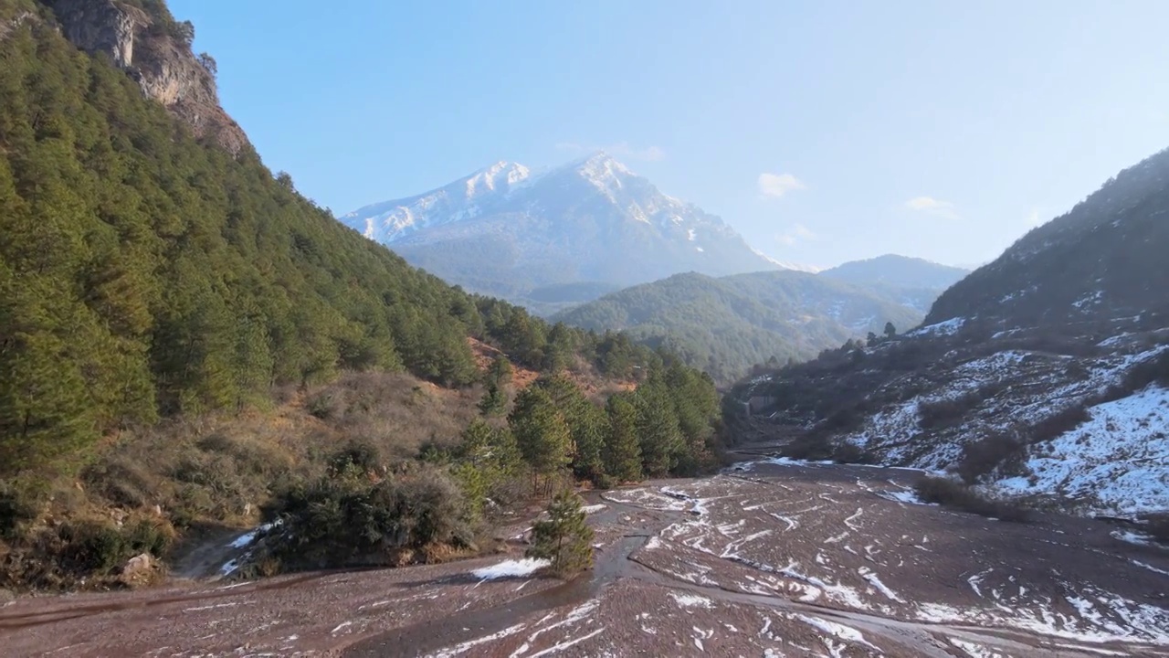 航拍云南兰坪雪邦山冬季雪山视频素材