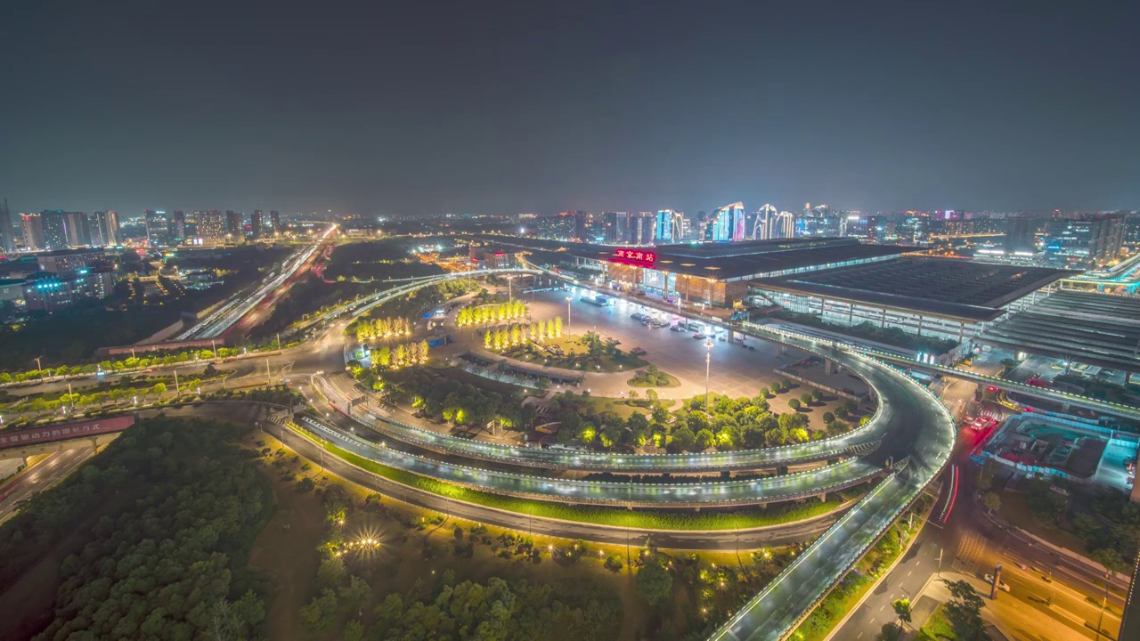 南京南站繁华夜景视频素材