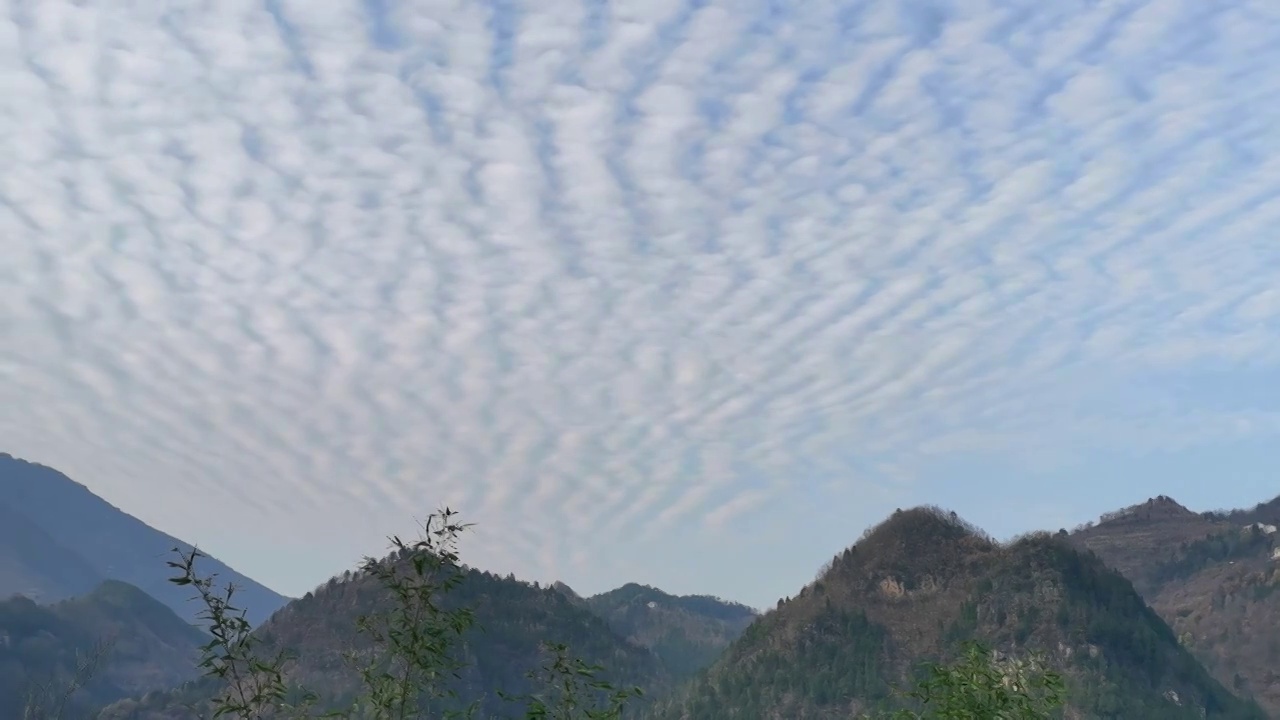 冬天广元市朝天区大滩镇的山区山村风光视频素材