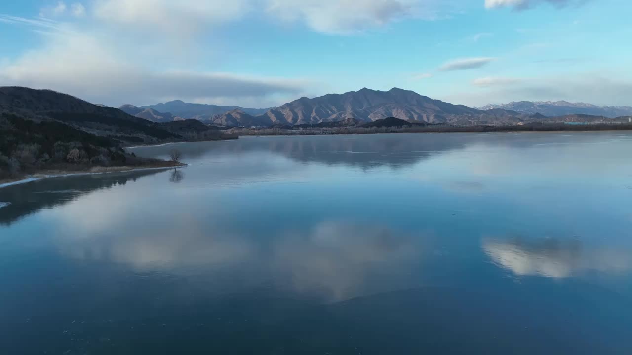 北京怀柔水库冬天航拍视频素材