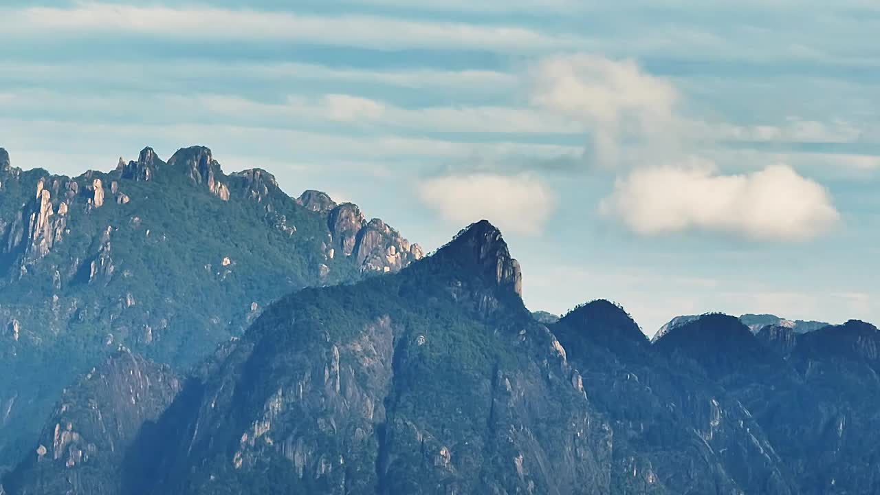 远眺三清山视频素材