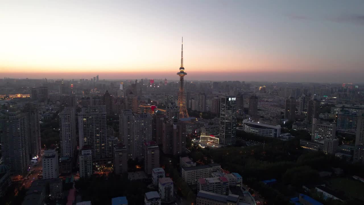 哈尔滨龙塔城市风光夜景航拍视频素材