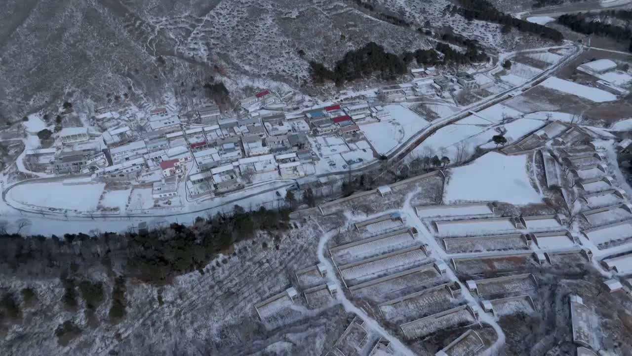 航拍冬季北京箭扣长城雪景视频素材