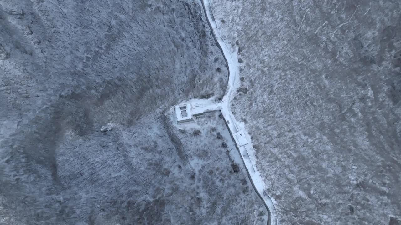 航拍冬季北京箭扣长城雪景视频素材