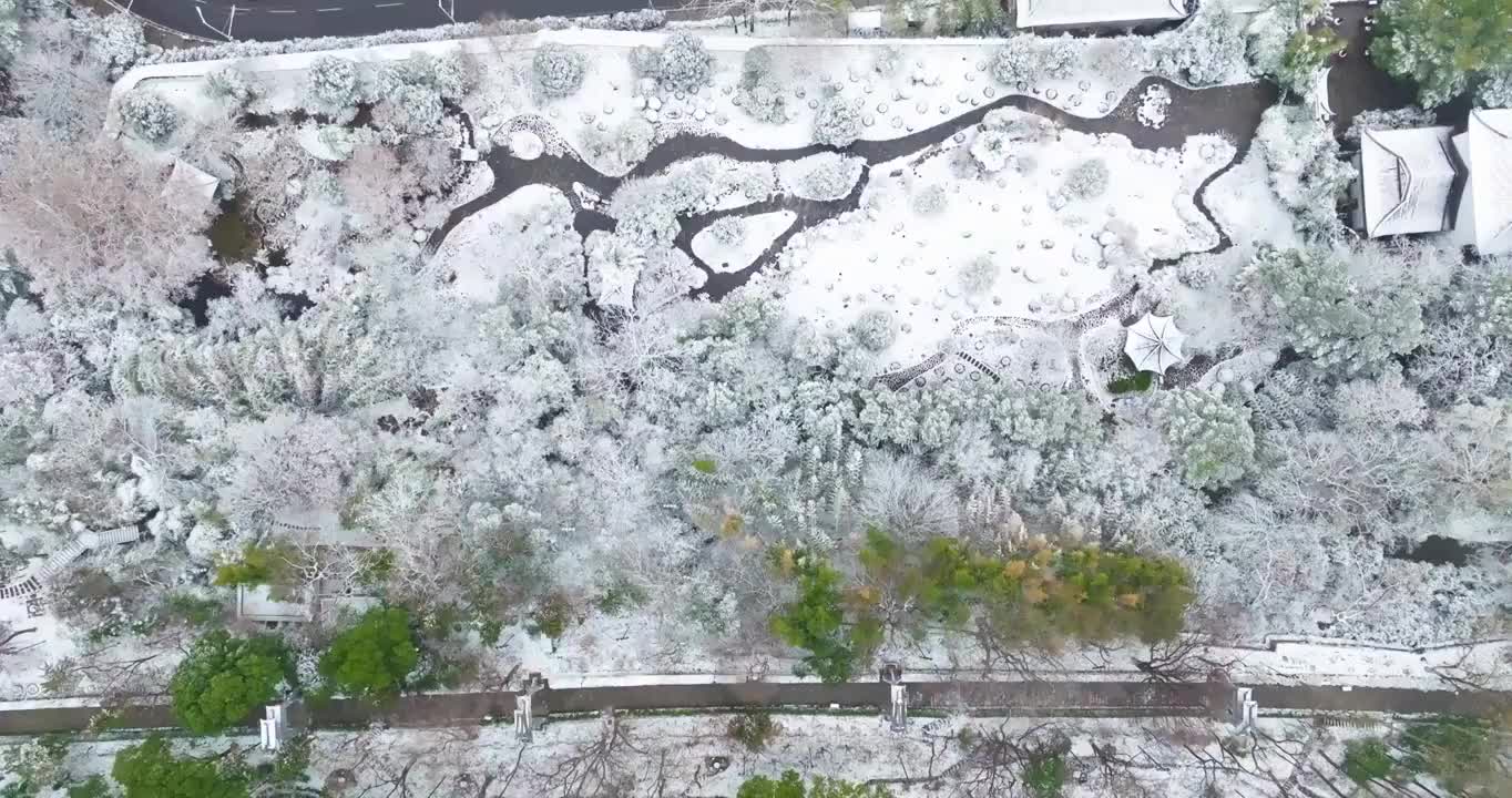 武汉黄鹤楼公园冬季雪景风光视频素材