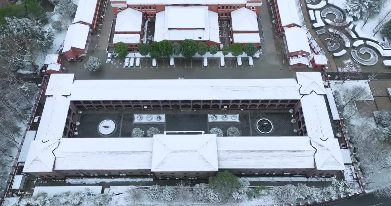 武汉黄鹤楼公园冬季雪景风光视频素材