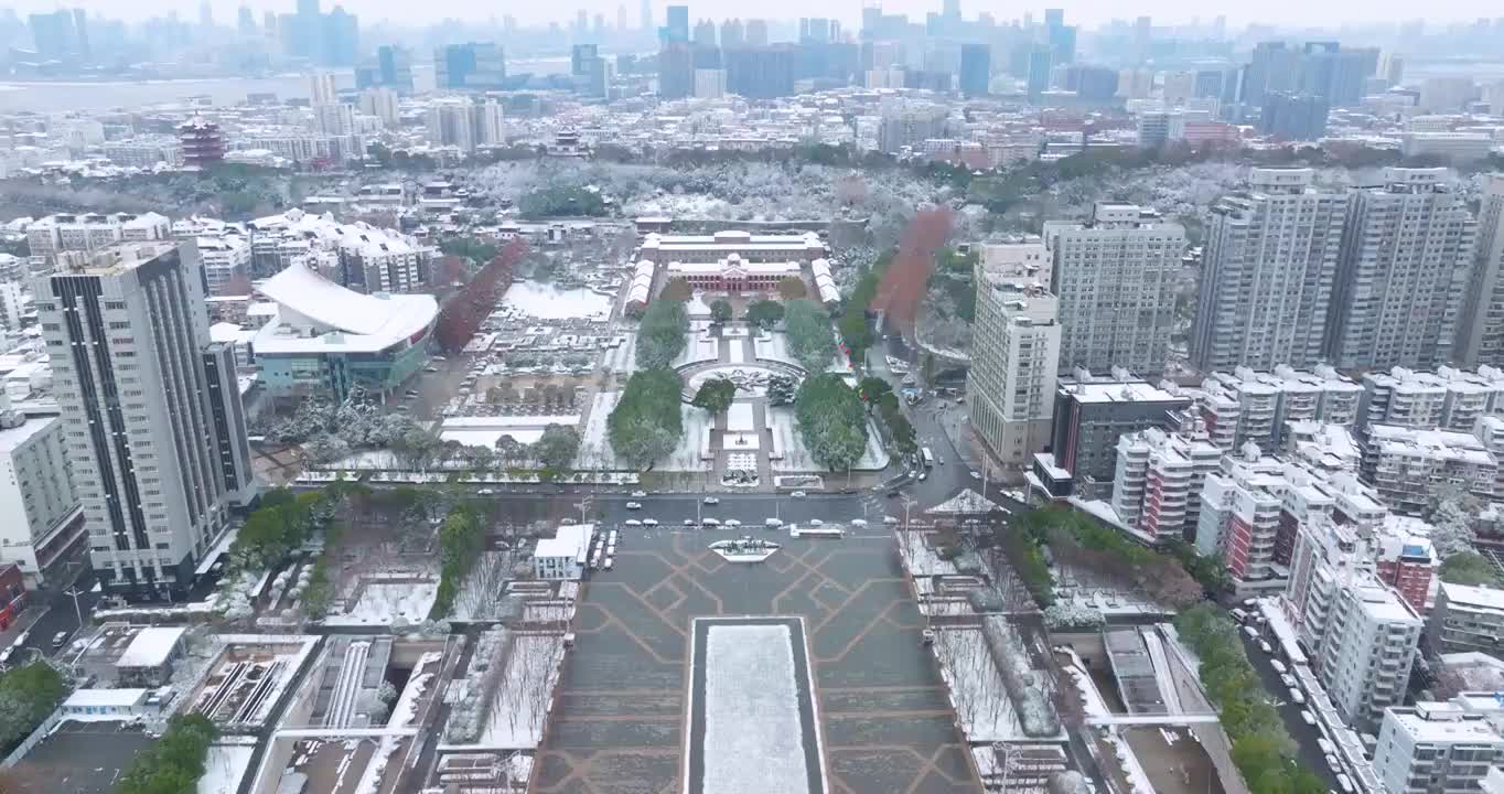 武汉黄鹤楼公园冬季雪景风光视频素材