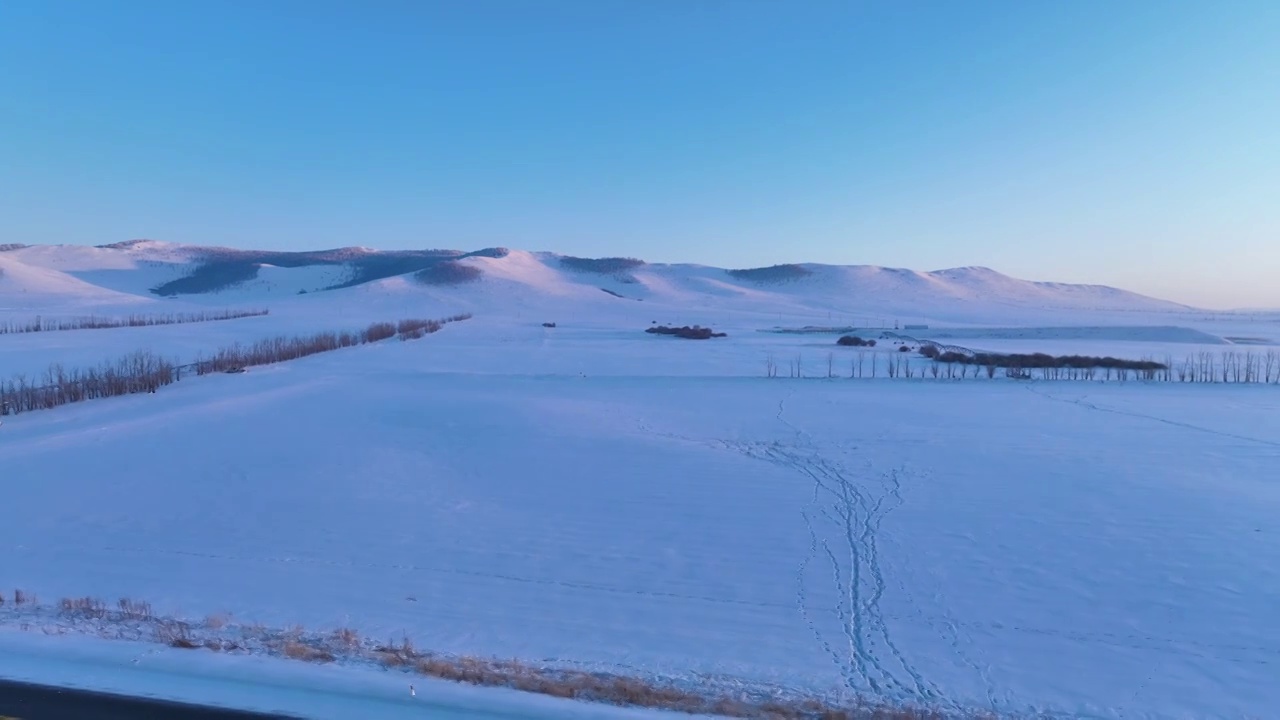 航拍内蒙古雪域雪原暮色视频素材