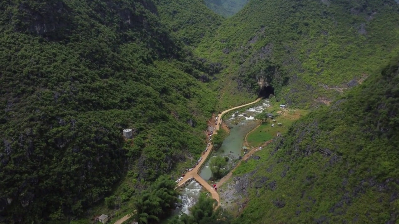 马山敢挂洞视频素材