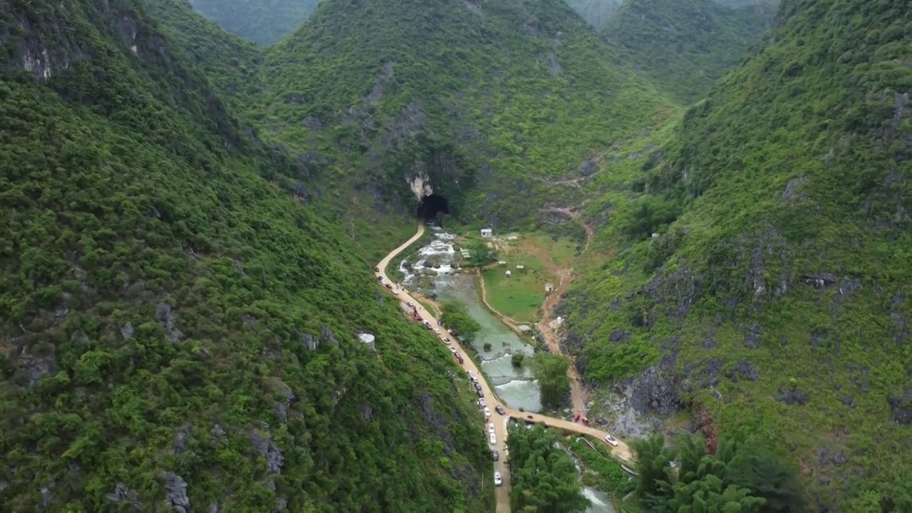 马山敢挂洞视频素材