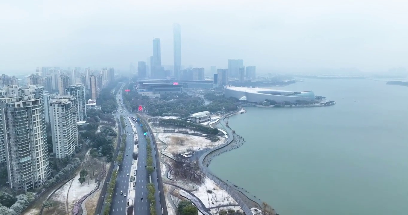 航拍风雪中的苏州工业园区湖西视频素材