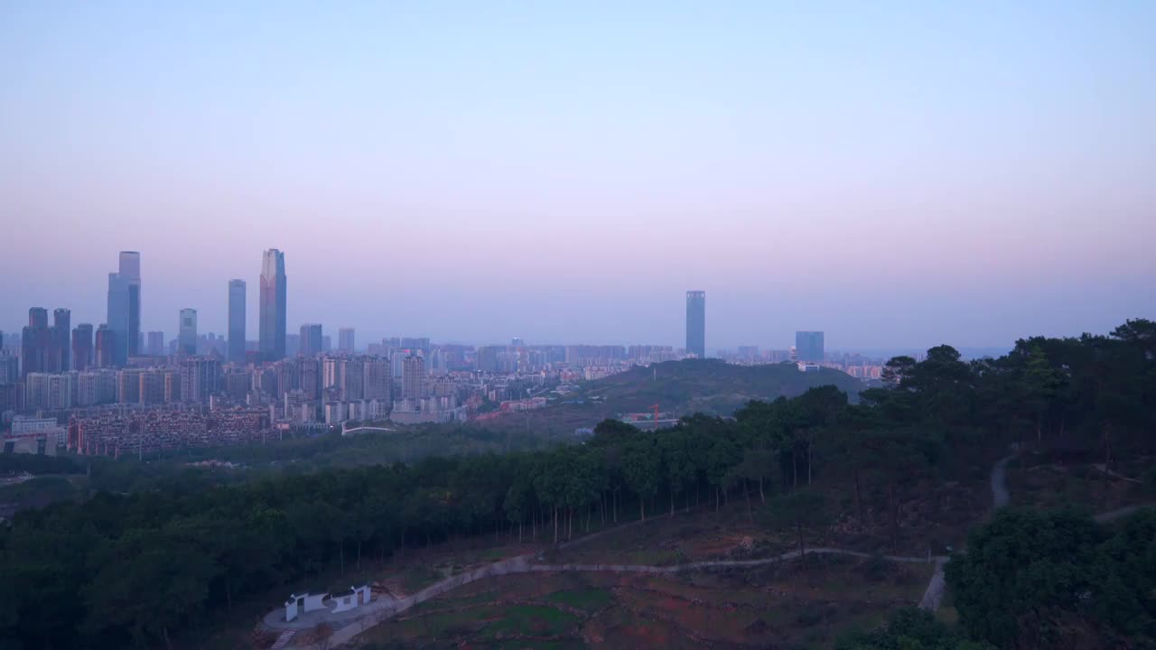 南宁青秀山望城市中心CBD摩天大楼建筑群视频素材