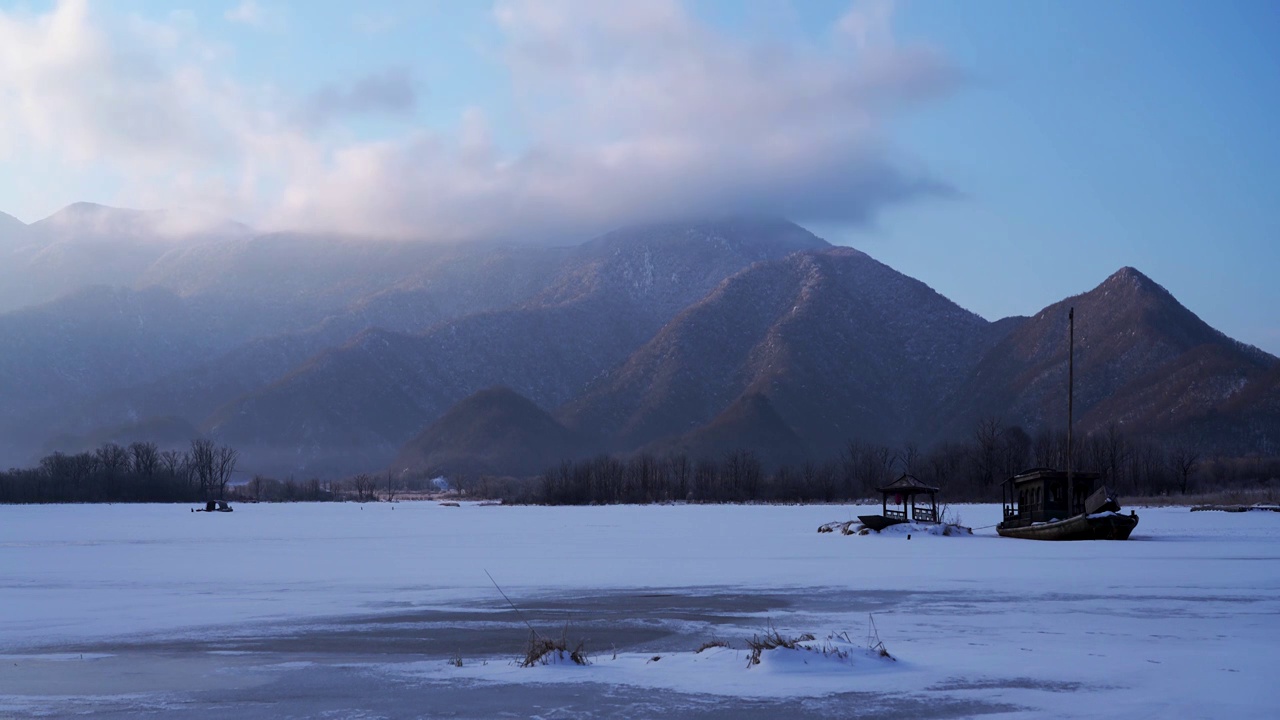 延时摄影湖北神农架大九湖雪景视频素材