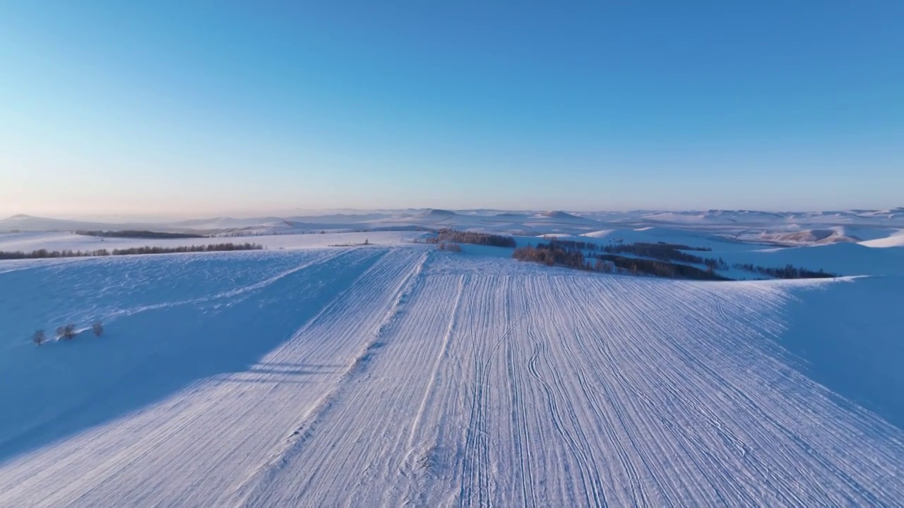 4K航拍冬季雪域雪原风光视频素材