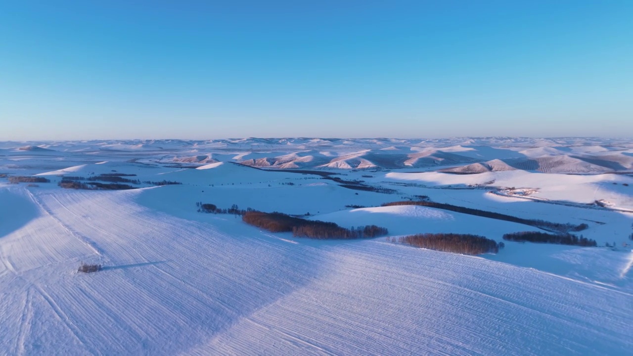 4K航拍冬季雪域雪原风光视频素材