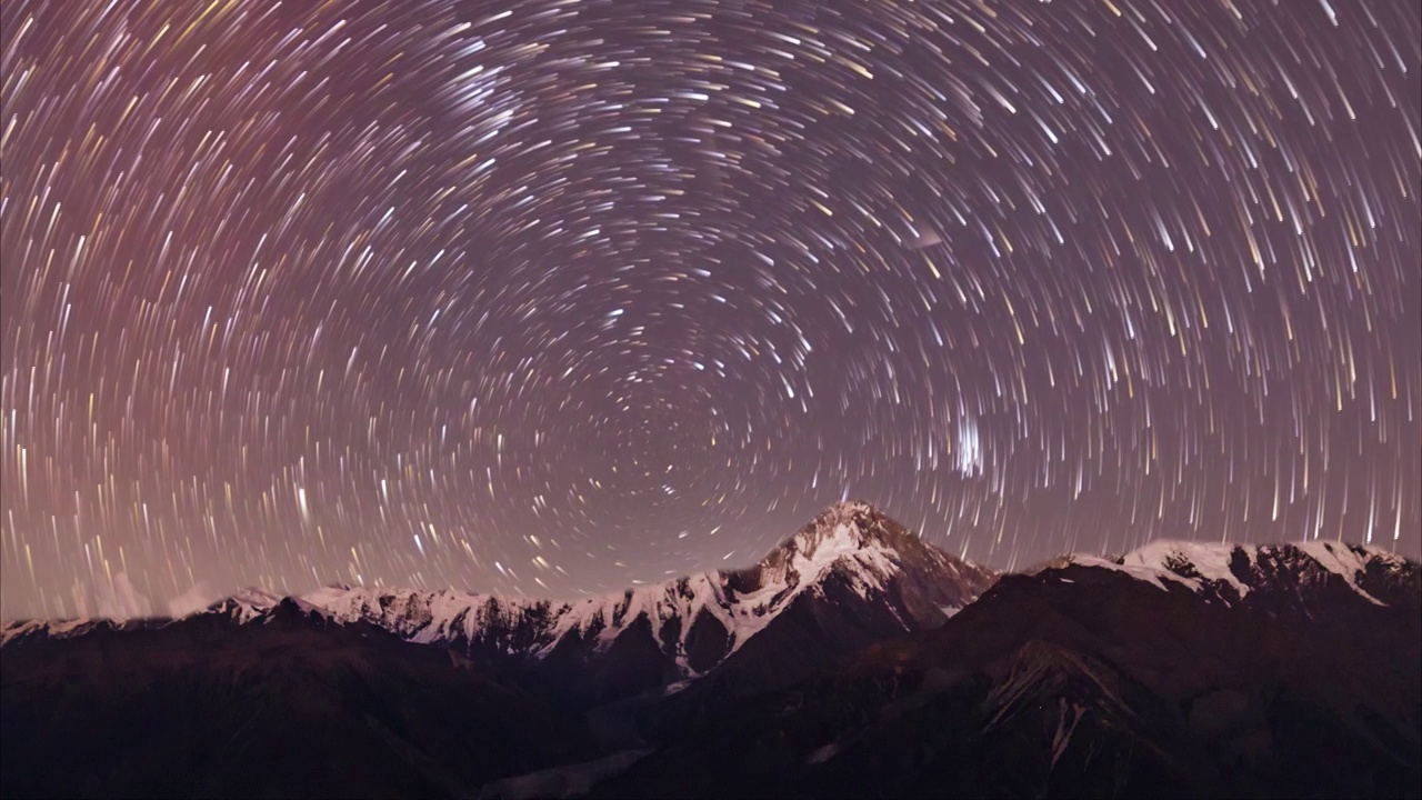 贡嘎雪山星空延时特效视频素材