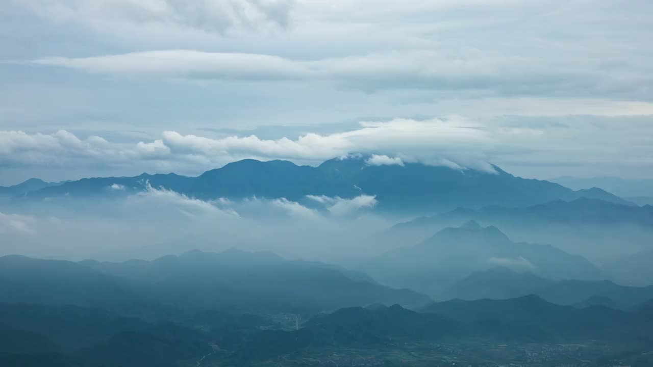 台州安基山眺望括苍山水墨山川云雾延时视频素材