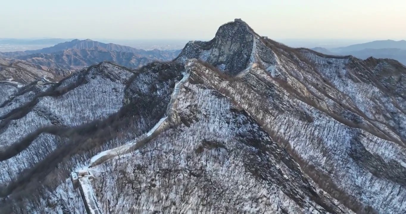 北京怀柔区箭扣长城雪景航拍视频素材