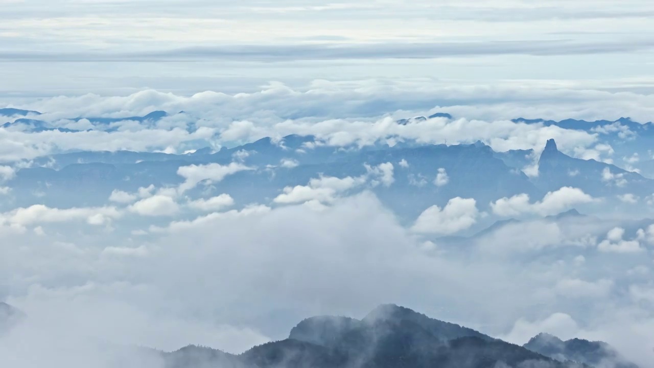 台州神仙居云雾缭绕群山积云云海延时视频素材