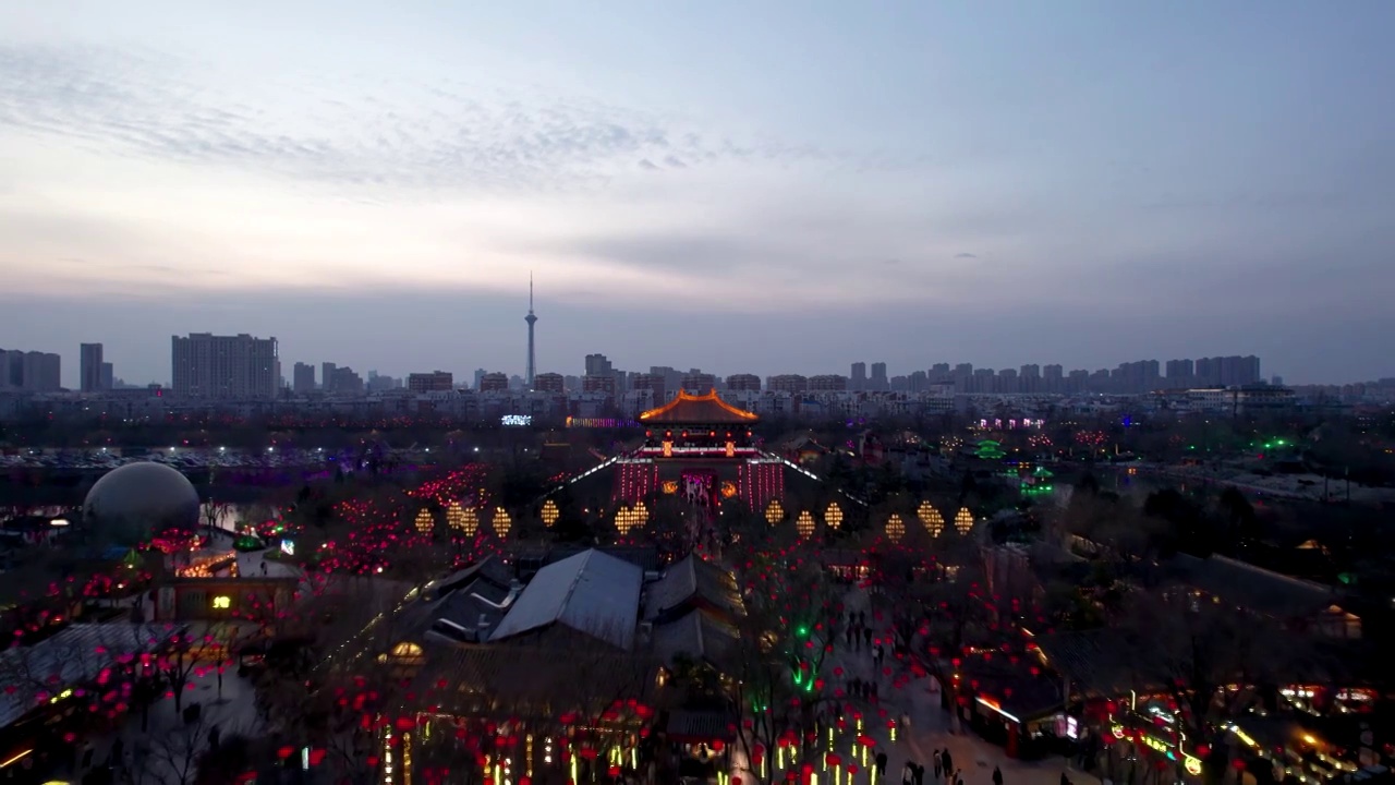 航拍中国河南开封市清明上河夜景风光视频素材