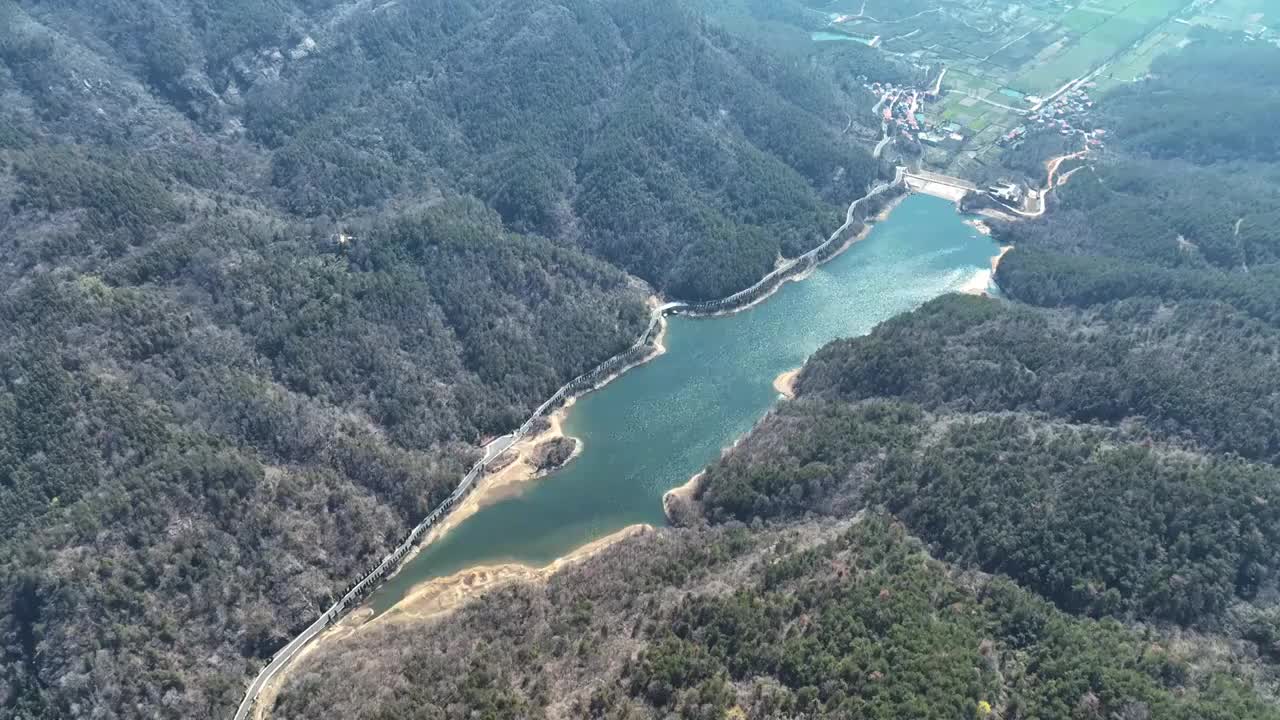 航拍武汉木兰湖湖景自然风光视频素材