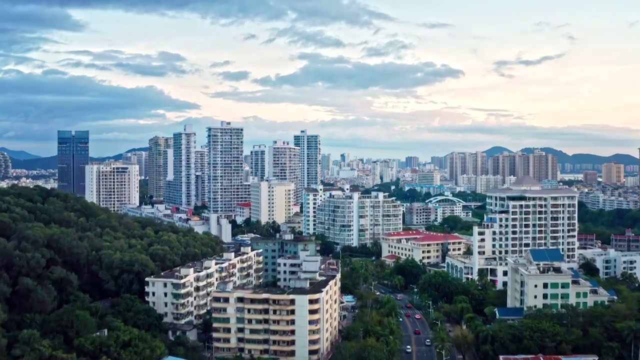 海南三亚天涯区河东路城市风光航拍视频素材