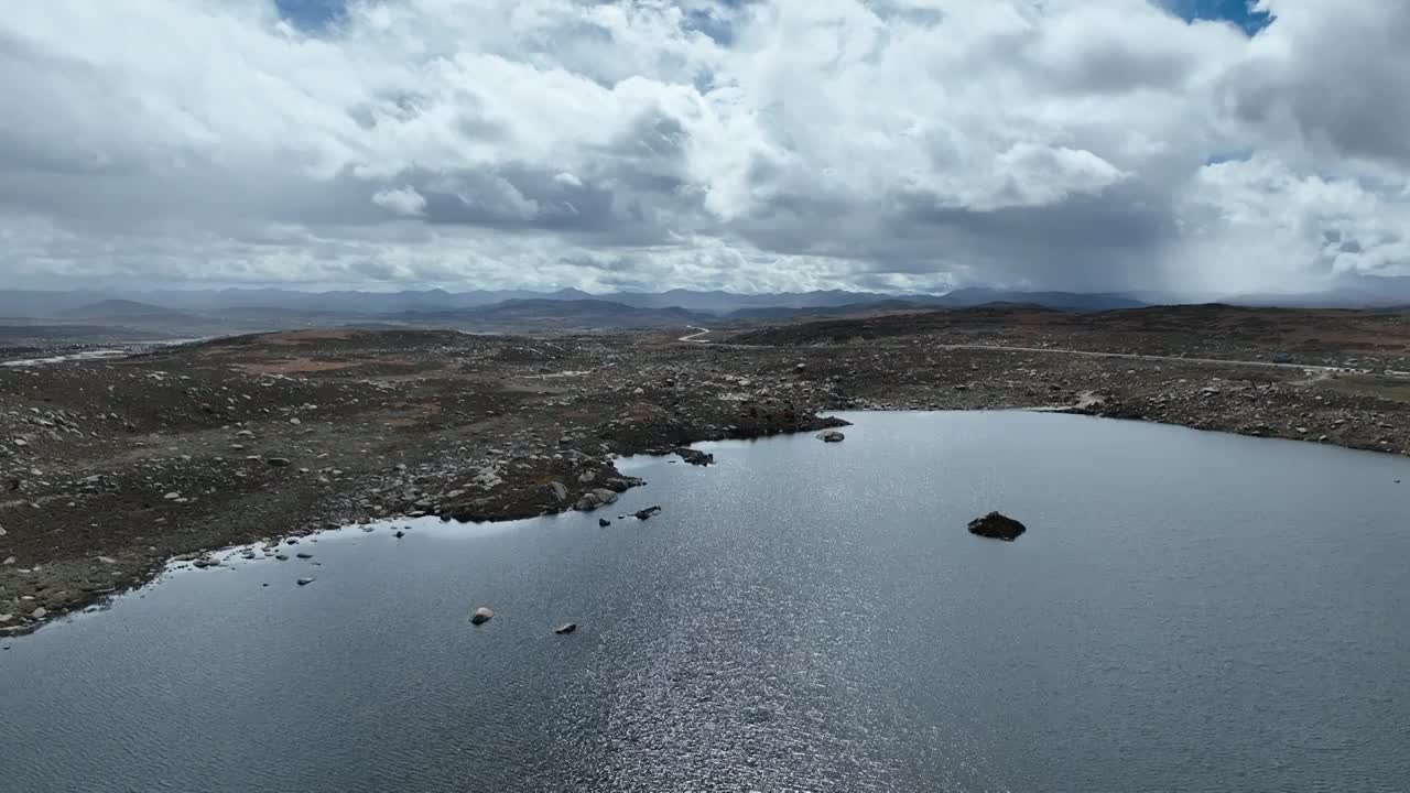 稻城海子山-喜鹊海航拍视频素材