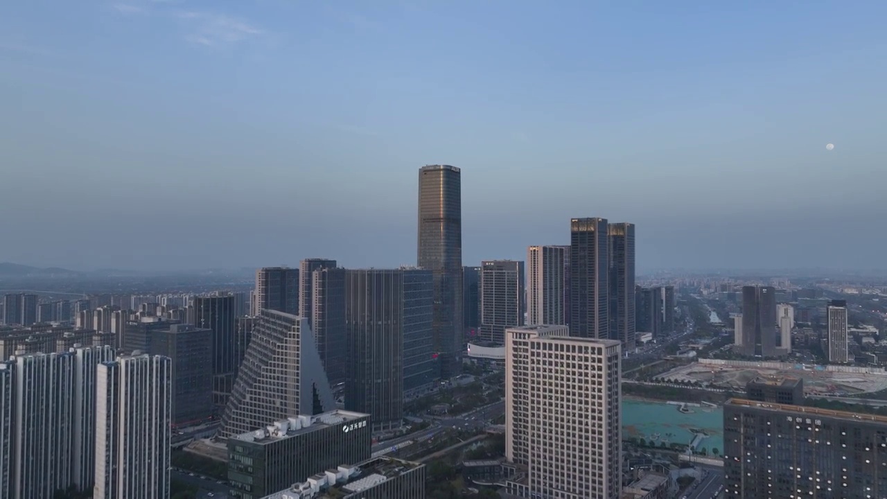 航拍杭州未来科技城城市天际线夜景视频素材