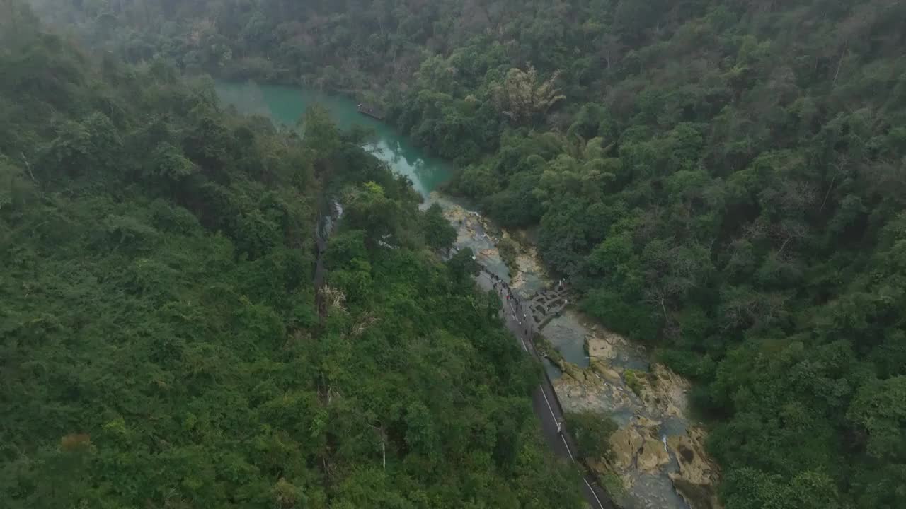 贵州荔波小七孔景区瀑布群视频素材