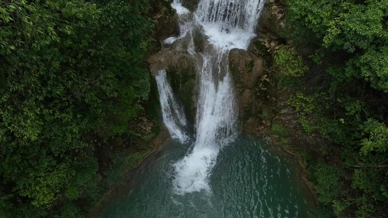 贵州荔波小七孔景区瀑布群视频素材