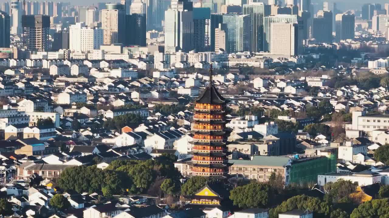 苏州北寺塔与苏州新区建筑群航拍视频素材